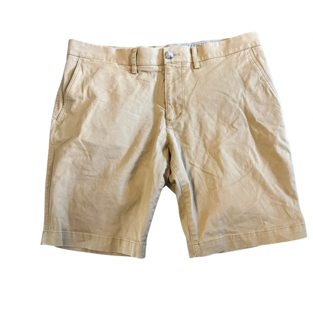 Lacoste Men’s Slim Fit Tan Shorts – Short 9” Inseam, Size 34
